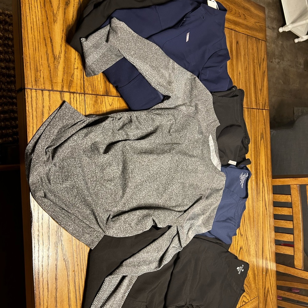 Maternity scrubs